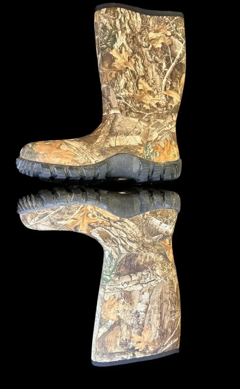 Magellan Outdoors Camo Rubber Boots Sz.11 Hunting Heavy-Duty Outdoors
